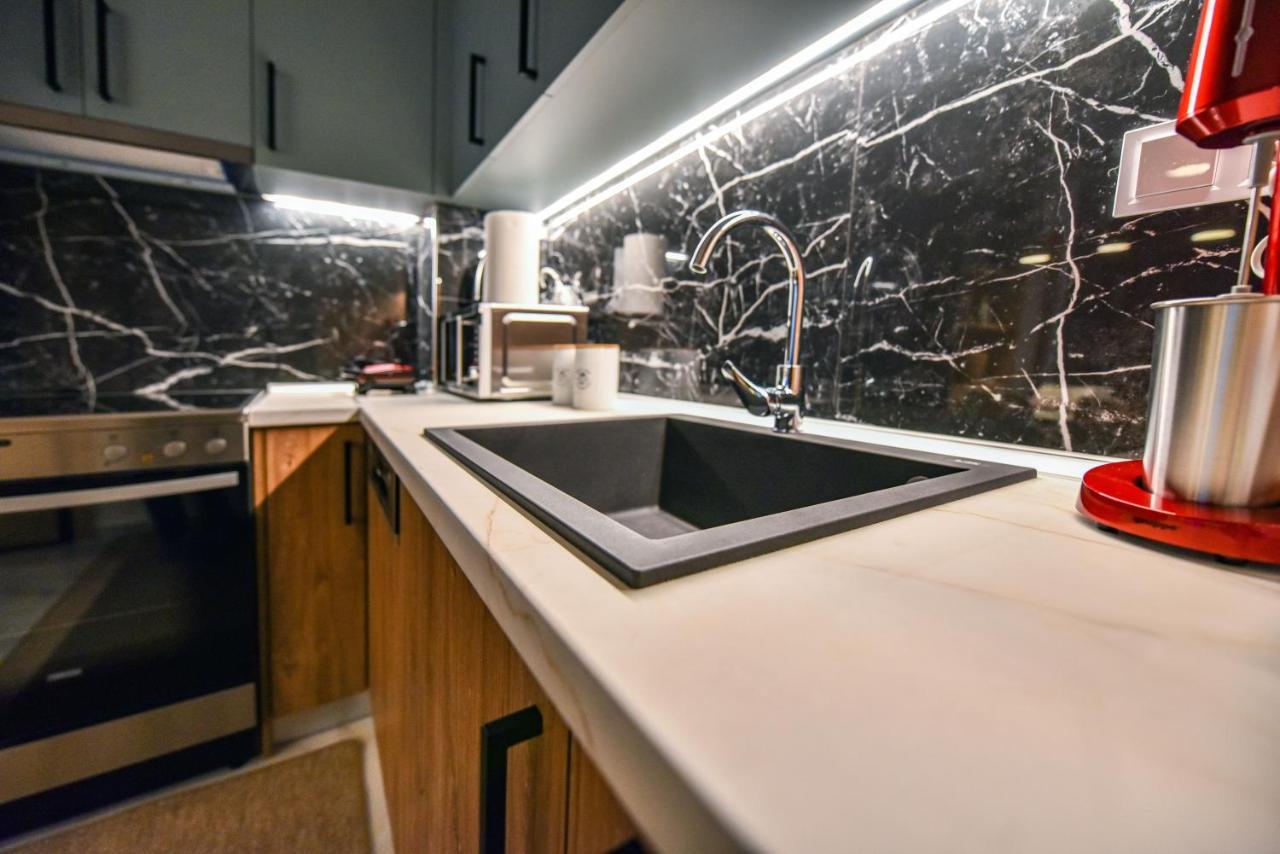 Κεντρικο Και Cosy Διαμερισμα Στην Κομοτηνη Apartment Комотини Екстериор снимка
