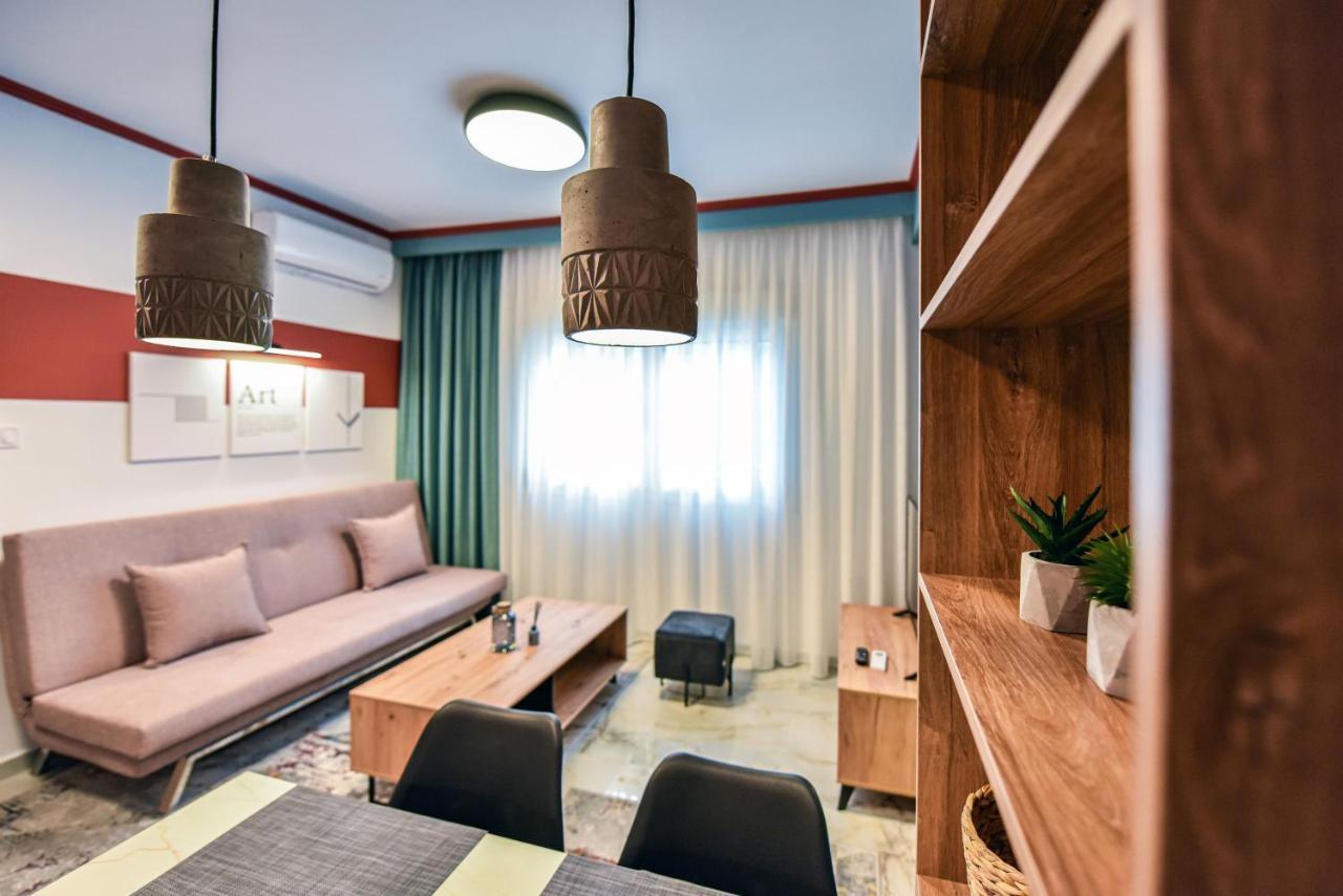 Κεντρικο Και Cosy Διαμερισμα Στην Κομοτηνη Apartment Комотини Екстериор снимка